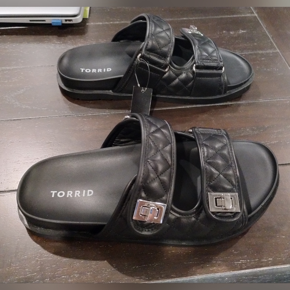 Torrid Sandals - Picture 3 of 5